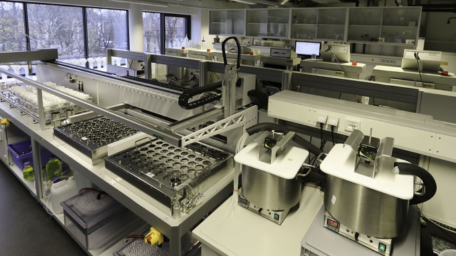 Die modernen neuen Laborbereiche der VLB, hier Blick in das Malzlabor