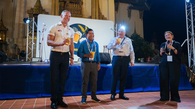 Roland Folz (Pentair), Isara Khaola-iead (Boon Rawd), Josef Fontaine (VLB) & Chonlada Manakul (TBIG/Pentair) Roland Folz (Pentair), Isara Khaola-iead (Boon Rawd), Josef Fontaine (VLB) & Chonlada Manakul (TBIG/Pentair)